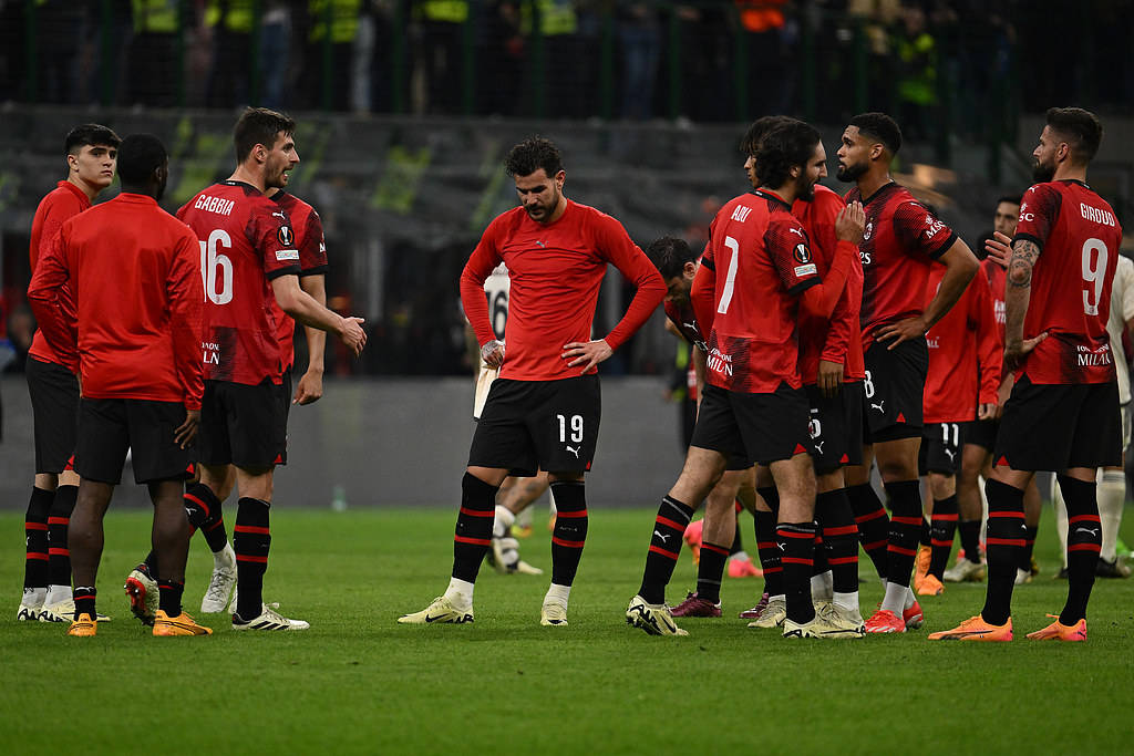 爱游戏平台-包含利物浦围绕NBA季后赛迎来里程碑莱比锡围绕CBA季后赛队长鼓劲之后，巴黎圣日耳曼队长鼓劲备战欧冠的词条